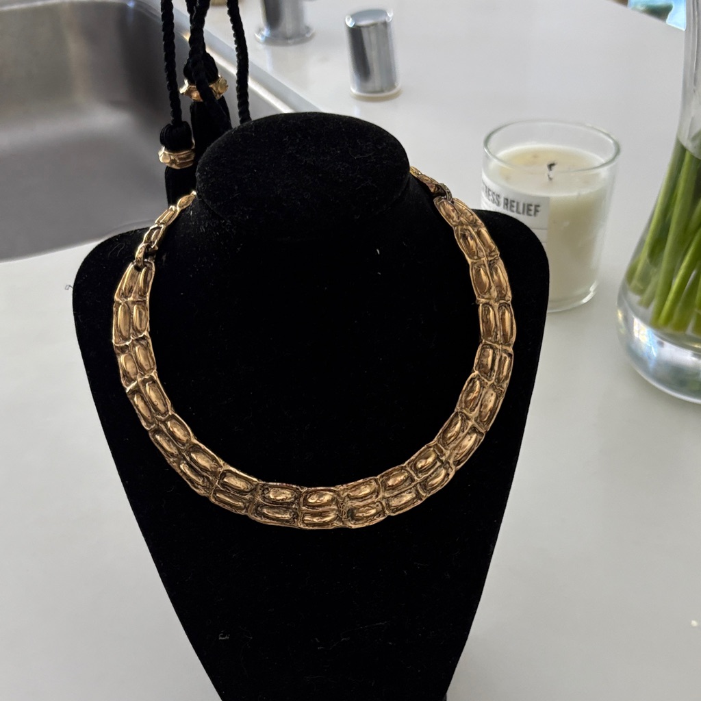 Elegant Gold Necklace